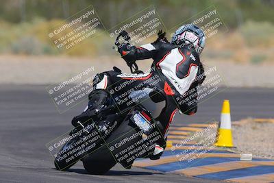 media/Sep-25-2023-Moto Forza (Mon) [[81ffa65e0a]]/B-C Group/Session 4 (Turn 2 Backside)/